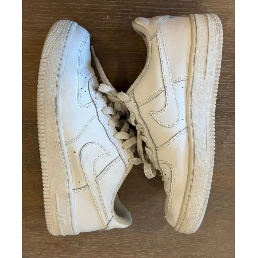 NIKE Air Force 1 White Sneakers Youth size 5.5
